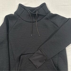 Athleta Jacquard Elevation Pullover Quilted Textured Black Sweatshirt • Large